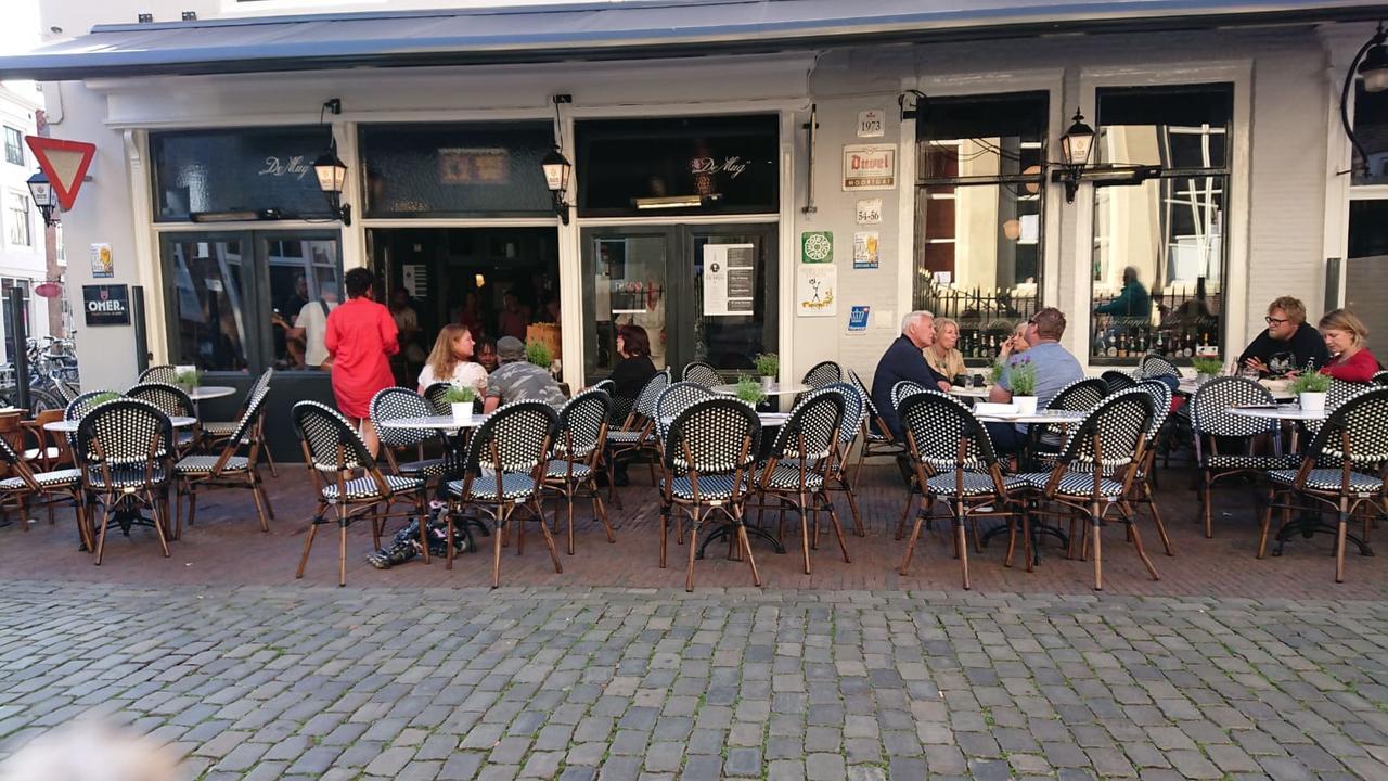 Cafe Restaurant Hotel De Mug Мидълбург Екстериор снимка